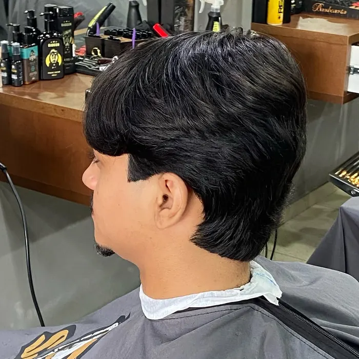 Corte de cabelo liso mais longo